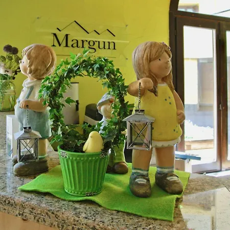 Lägenhet Residenza Chesa Margun 34-6 By Interhome